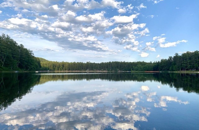 Waterfront Log Home en Quiet Lago-25 Minutos -Domingo River Ski