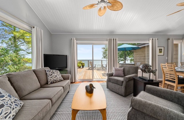Waterfront Long-term Rental in Prince Edward County (Pet-Friendly)