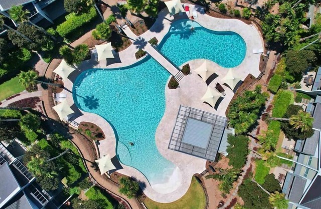 Waterfront Luxe Coastal Retreat - Resort facilities @ Magenta Shores