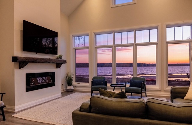 Waterfront Luxury Vacation Home with Stunning Sunsets and Sandy Shoreline
