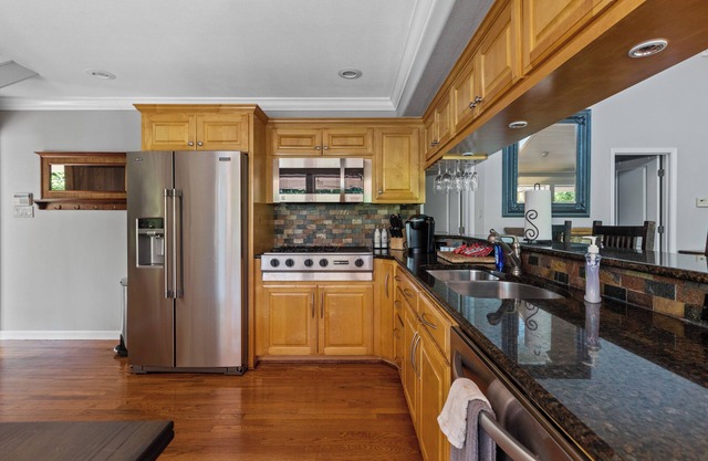 Waterfront Malvern Home w/ Deck & Lake Access!