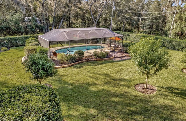 Waterfront, oasis, family retreat, 5 minutes from theme park,