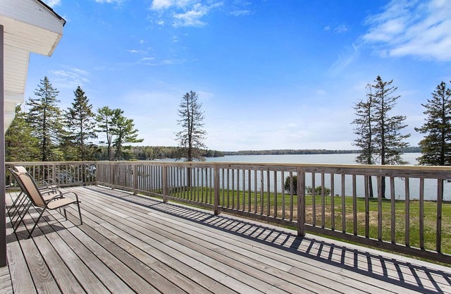 Waterfront home on Maine's Taunton Bay- Spacious and Serene 3 bedroom, 2 bath