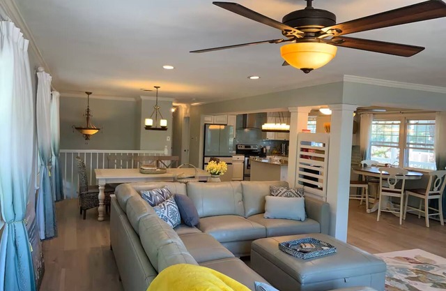 Waterfront Retreat on Mullica River. Private Beach, Firepit, Kayaks.