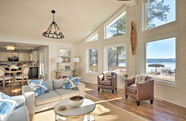 Waterfront Retreat w/ Dock & Deck on Lake Murray!