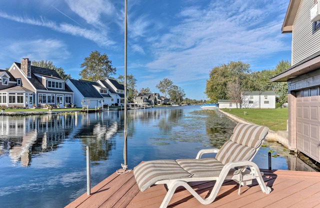 Waterfront Syracuse Home w / Deck, Fire Pit & Kayaks