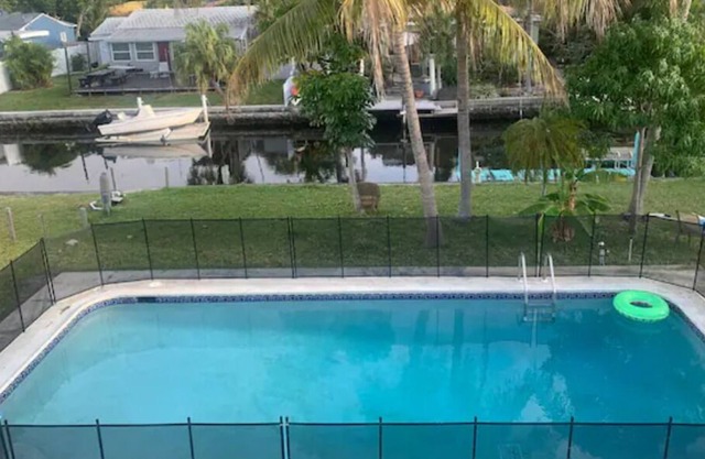 Waterfront Zebra styled Black & White villa w pool !!!