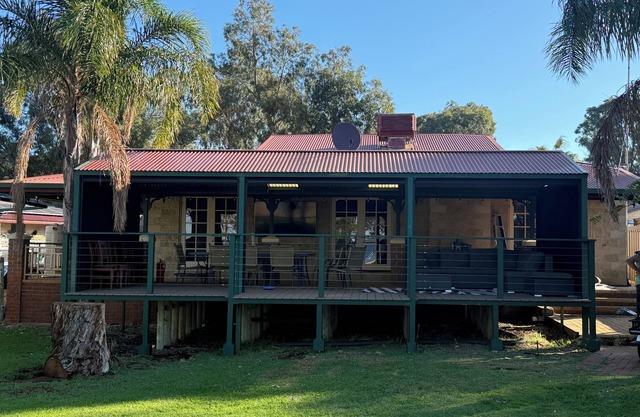 Waters edge retreat, come and relax on the estuary