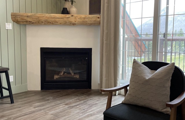 Waterton Glacier Suites