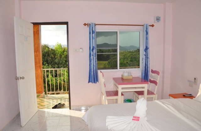 Wattana Hill Resort