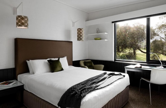 Waurn Ponds Estate