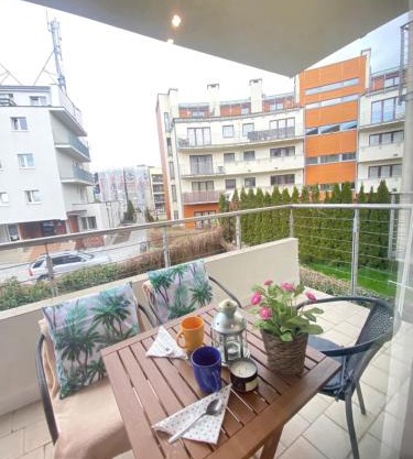 Wave and Sun Apartment
