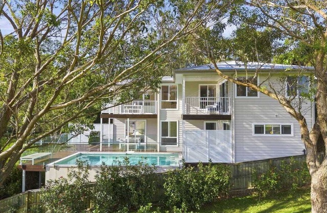 Wave and Willow Retreat - Luxury Family Coastal Home-Fully heated & heated pool