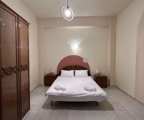 Wave Side Old Souk Batroun Guest House