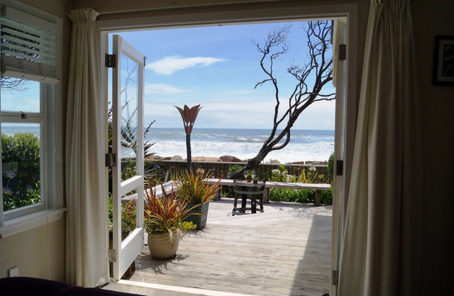Wave Watchers Retreat located in Punakaiki Village on a private beachfront site