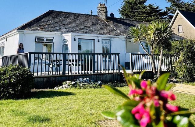 Wavecrest Holiday Cottage