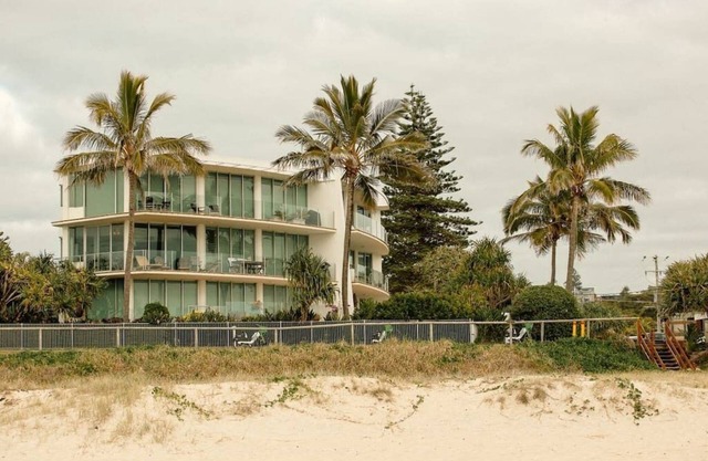 ONDAS 203 EN CURRUMBIN