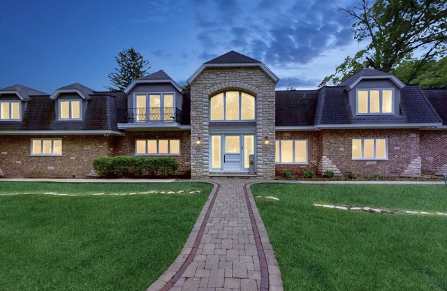 Wayne Woods Estate A Luxury 6 acre Villa