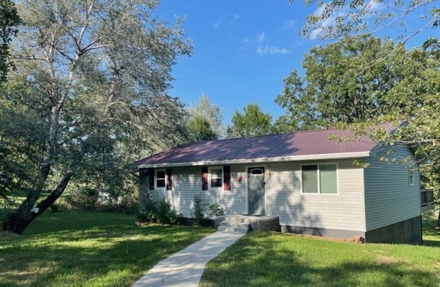 Waynesville Clean 3 Bedroom home, 8 mins from base