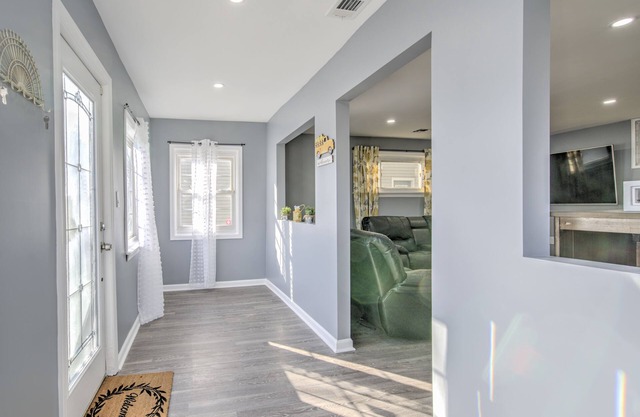 We have a beach house with a full kitchen. Pet Friendly