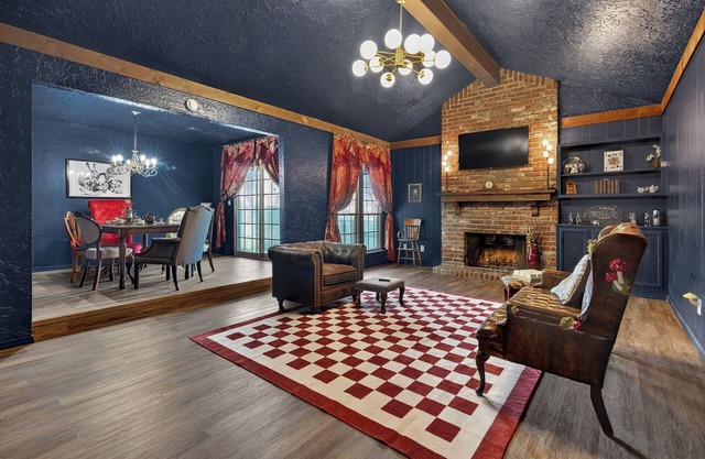We're All Mad Here! - A Wonderland Escape in Tulsa