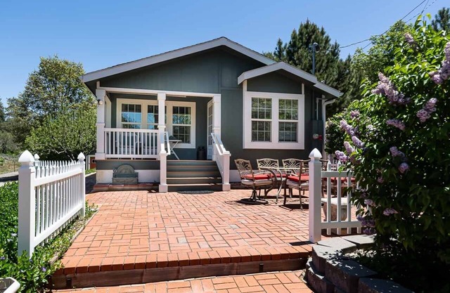 Weber's Woods Cabin- Summer special. Everything for a fun mountain getaway