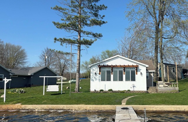 Webster Lake home