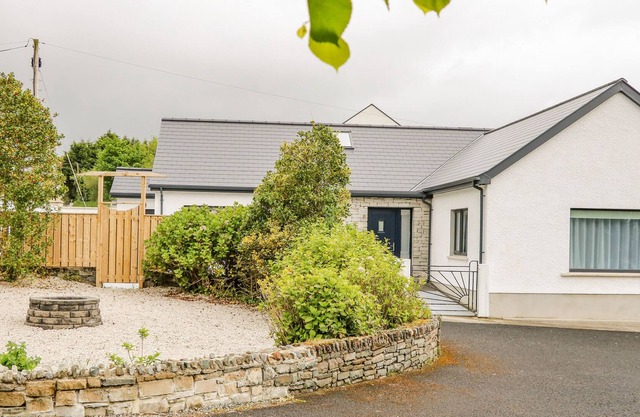 WEE ANDY'S, family friendly in Buncrana, County Donegal