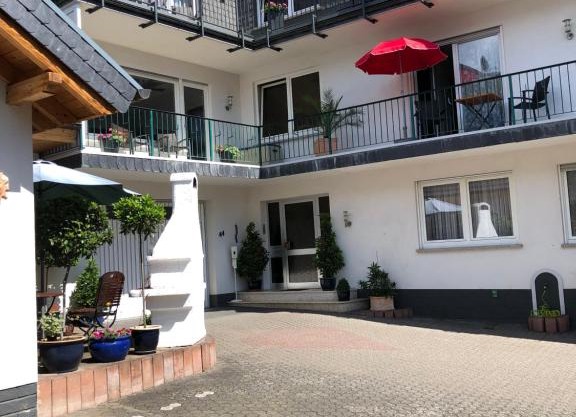 Wein und Gästehaus Hüls