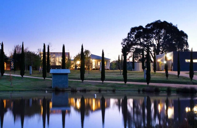 Welcome Paddock Solar Pool & Spa- Great for Summer