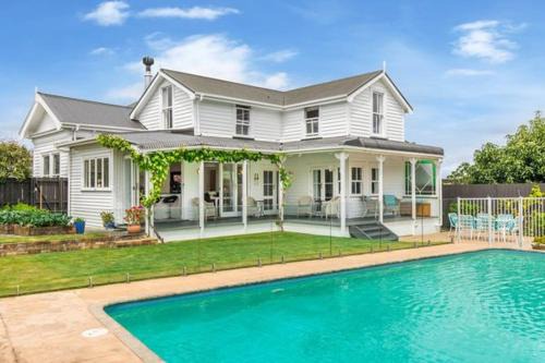 Welcome to Blue Morning house! - Remuera 5 bedrooms villa