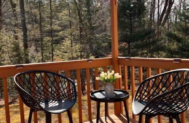 Welcome to Forestburgh - Cozy 3 bed/2 bath family friendly cabin