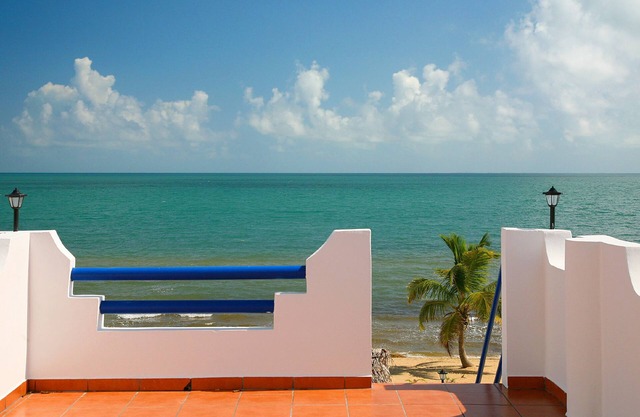 ¡Bienvenido a una de las mejores playas de arena de Belice!