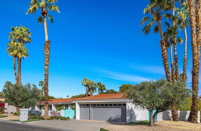 Welcome to Paseo Palms, a Luxury Retreat