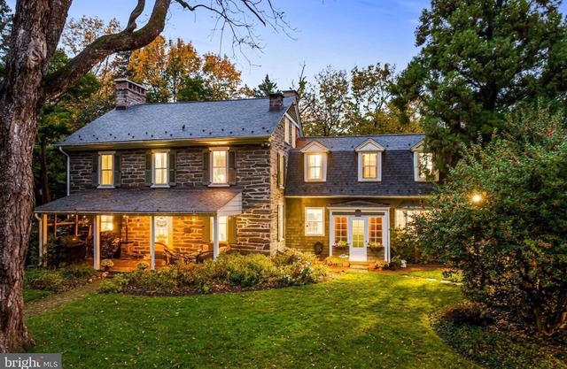 Welcome to “Penn Cottage”. New here, but a “Superhost” 6 yrs on the other site!