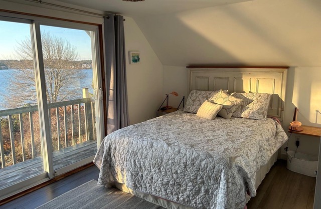 Welcome to Rosecliff, our Mahone Bay oceanside cottage!