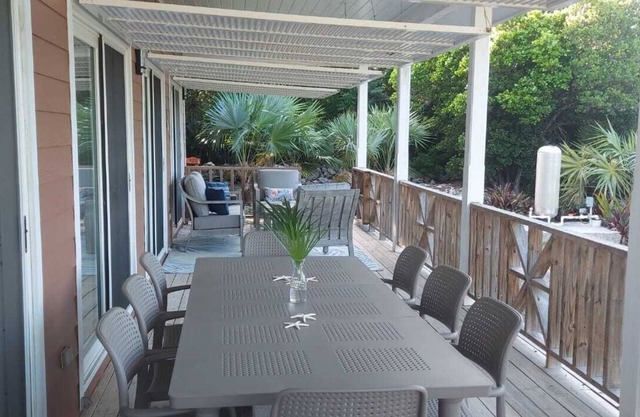 Welcome to Serenity Hill, a private home on the island of Great Exuma, Bahamas
