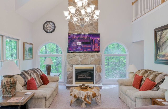 Welcome to “Shady Hill” – The Perfect Comfy Choice for Family and Friends