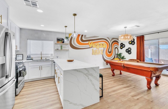 Welcome to the Groovy Getaway, a fully renovated 3 bedroom 2 bathroom home!!!!!!