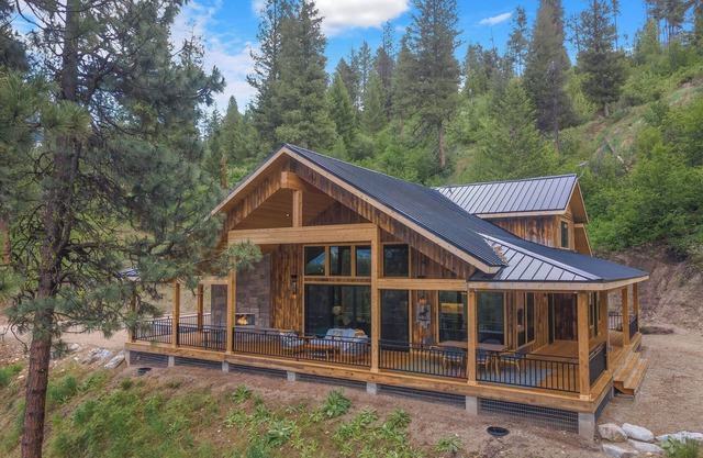 Welcome to the Potato Shed-A charming mountain retreat.