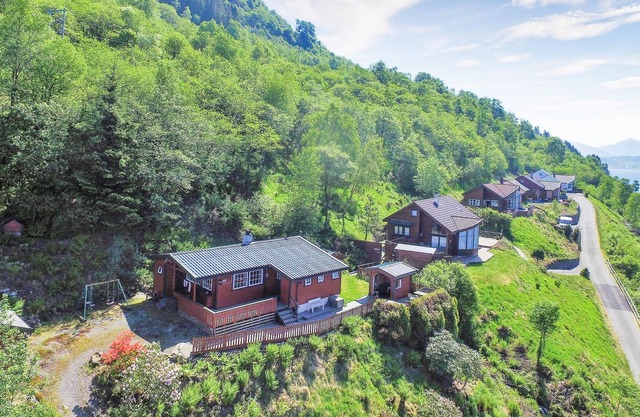 Alojamiento de 3 habitaciones en Ølen