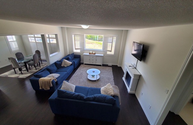 Welcome to your Modern and Cozy Kawartha Getaway.