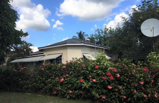 Countryside retreat close to the beach!