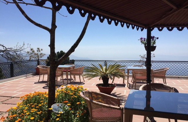 WelcomHeritage Kasmanda Palace