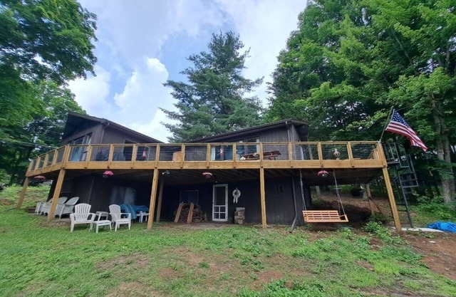 Welcoming 3-bedroom house with WiFi in charming Colton
