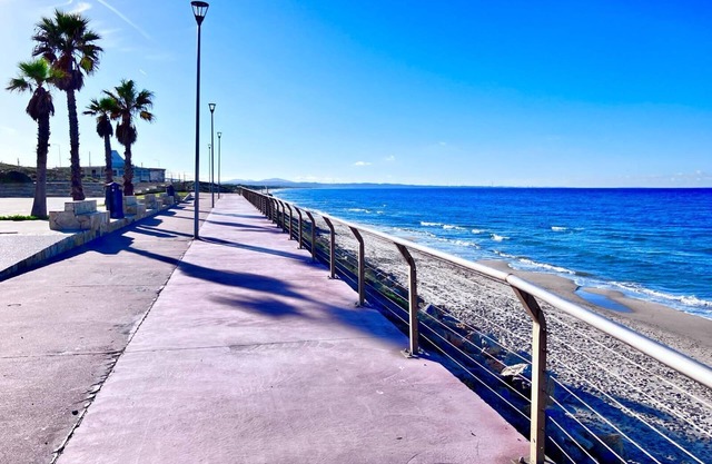 Amplio y acogedor apartamento enclavado en el matorral mediterráneo