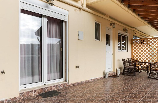 Welcoming Apartment in Venerato with Garden