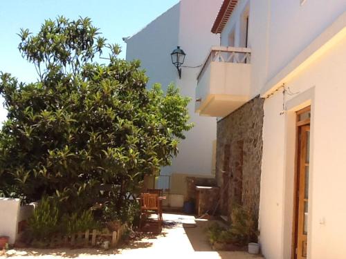 Welcoming House in Aljezur