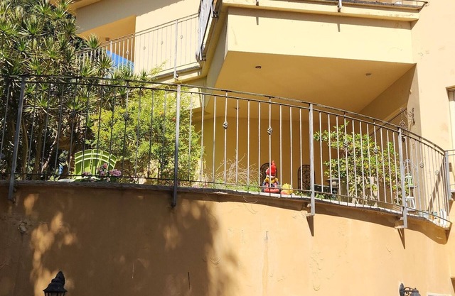 Welcoming villa with AC in charming Herut with calm atmosphere and lot of space