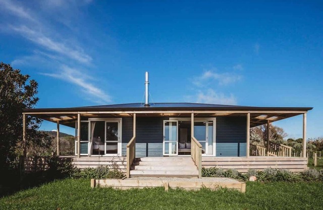 Weld Cottage - Sustainable lifestyle property